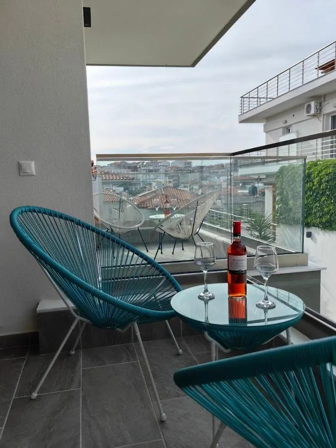 Wide Blue Luxury Boutique Suites Neos Marmaras Aparthotel